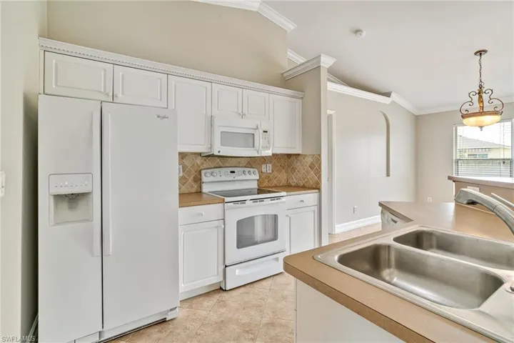 128 Sw 16th Ter, Cape Coral Fl 33991