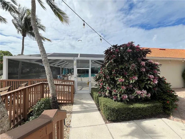 7648 Oleander Gate DR # 101, NAPLES FL 34109
