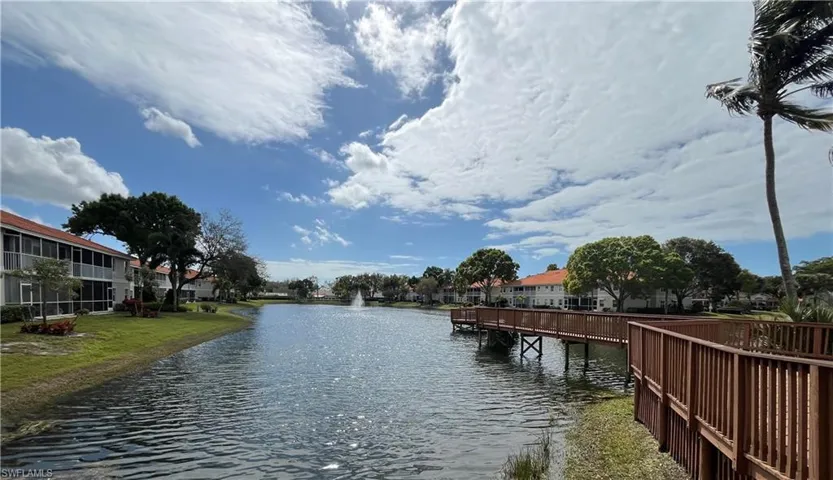 7648 Oleander Gate DR # 101, NAPLES FL 34109