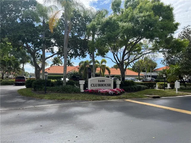 7648 Oleander Gate DR # 101, NAPLES FL 34109