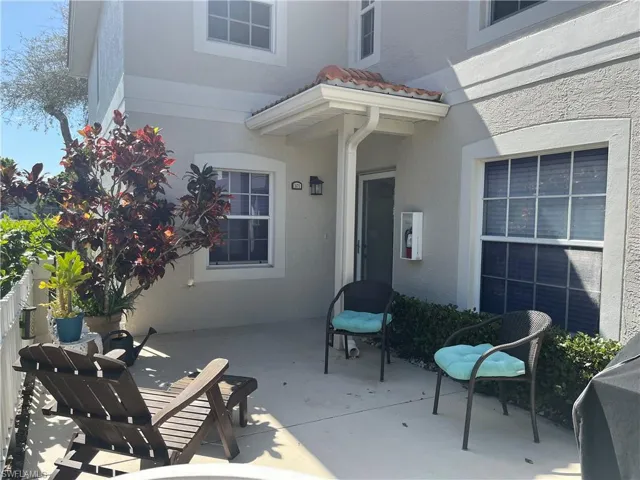 7648 Oleander Gate DR # 101, NAPLES FL 34109