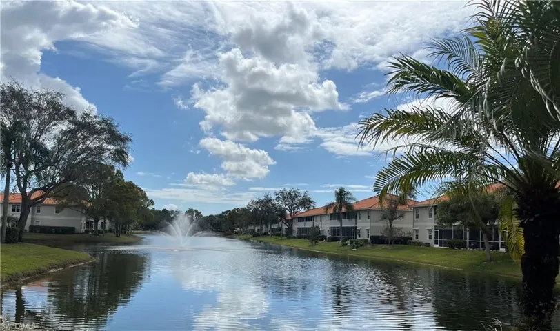 7648 Oleander Gate DR # 101, NAPLES FL 34109