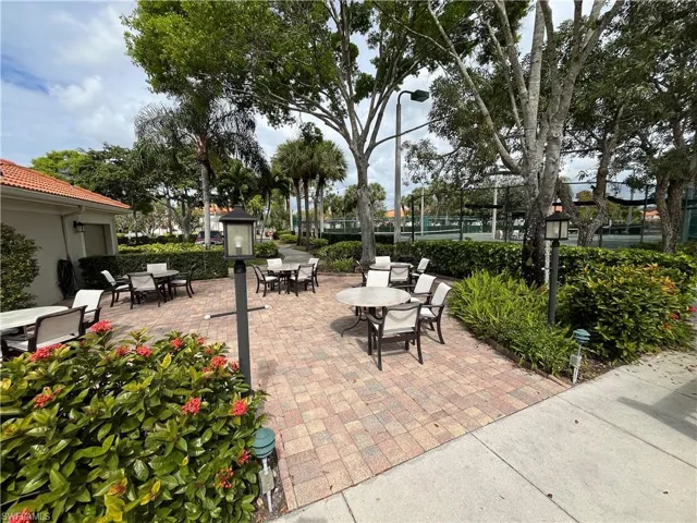 7648 Oleander Gate DR # 101, NAPLES FL 34109