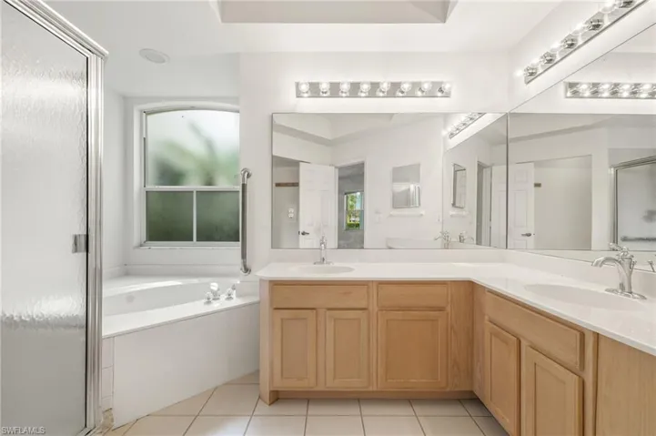 9050  Las Maderas  DR, Bonita Springs, FL 34135