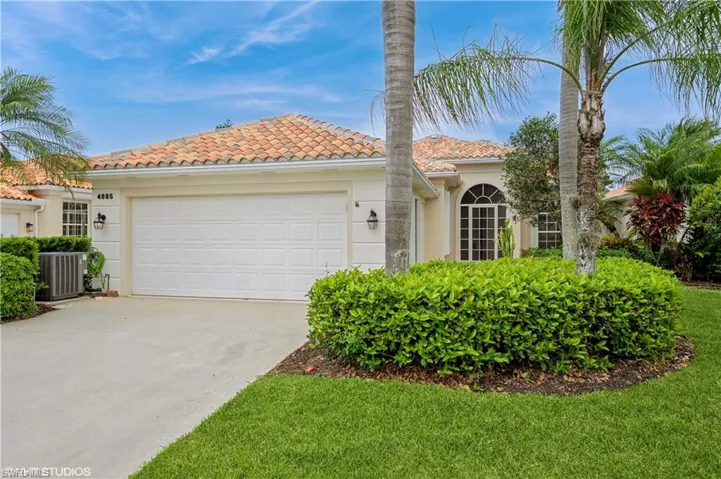 4885  San Pablo  CT, Naples, FL 34109