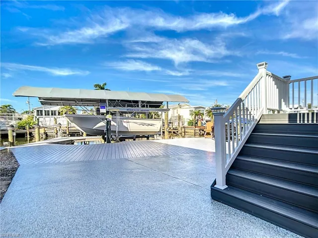 Deck, stairs to porch