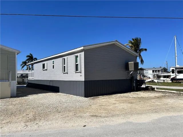 Parking/ Back of home, streetside