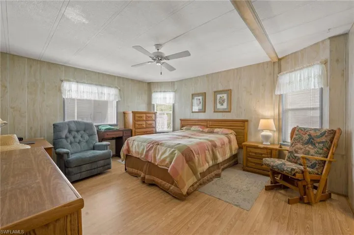 567  Winning  WAY, North Fort Myers, FL 33917