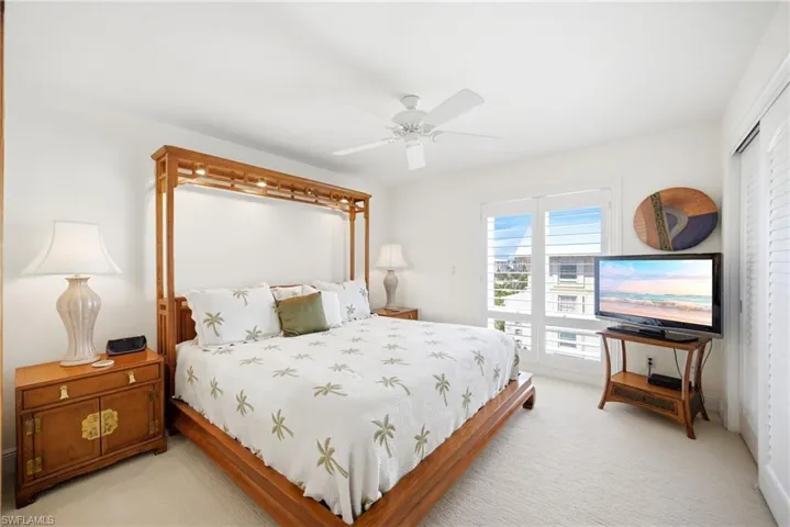 2650 Gulf Shore Blvd N 701, Naples, Florida 34103