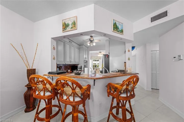 871  Tanbark  DR, Naples, FL 34108