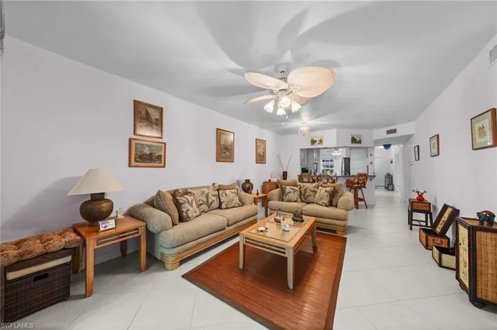 871  Tanbark  DR, Naples, FL 34108