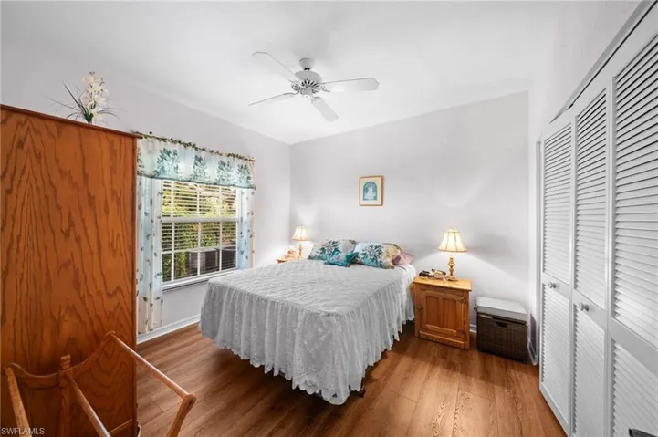 871  Tanbark  DR, Naples, FL 34108