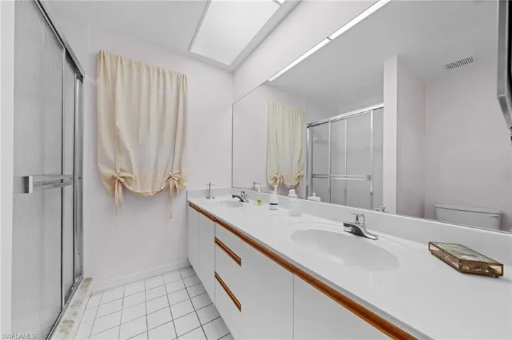 871  Tanbark  DR, Naples, FL 34108