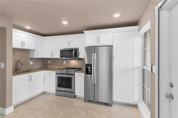 1215 Edington Pl M3, Marco Island, Florida 34145