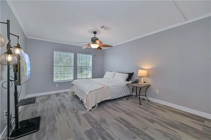 11390 Azalea Ln, Fort Myers Beach, Florida 33931