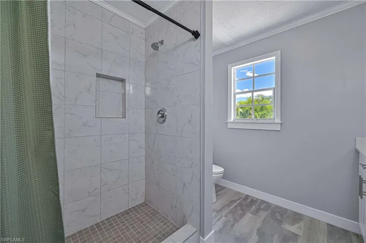 11390 Azalea Ln, Fort Myers Beach, Florida 33931