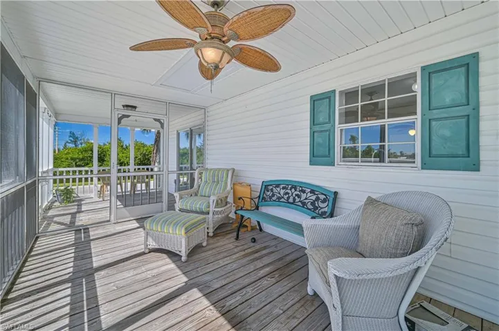 11390 Azalea Ln, Fort Myers Beach, Florida 33931