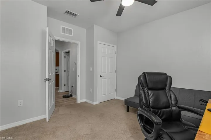 2544 20th Pl, Cape Coral, Florida 33993