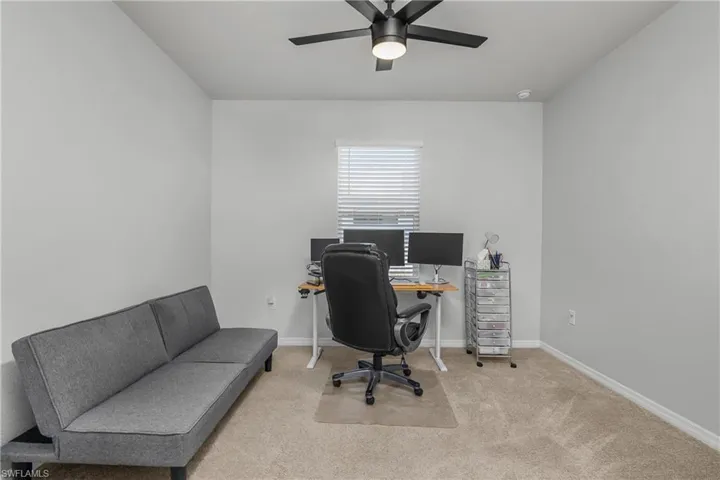 2544 20th Pl, Cape Coral, Florida 33993