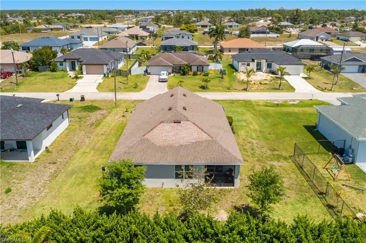 2544 20th Pl, Cape Coral, Florida 33993