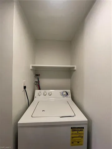5218 Cedarbend Dr 4, Fort Myers, Florida 33919