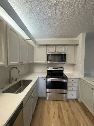 5218 Cedarbend Dr 4, Fort Myers, Florida 33919
