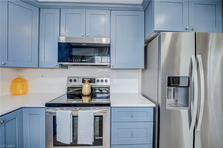103 Tropical Shore Way, Fort Myers Beach, Florida 33931