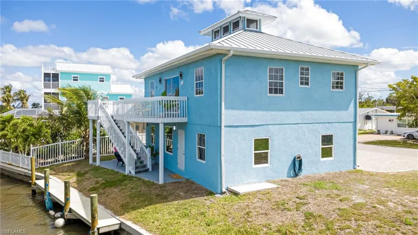 103 Tropical Shore Way, Fort Myers Beach, Florida 33931