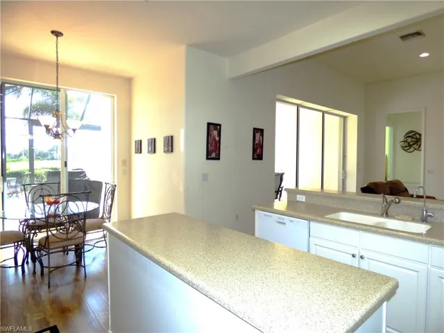 9129  Links  DR, Fort Myers, FL 33913