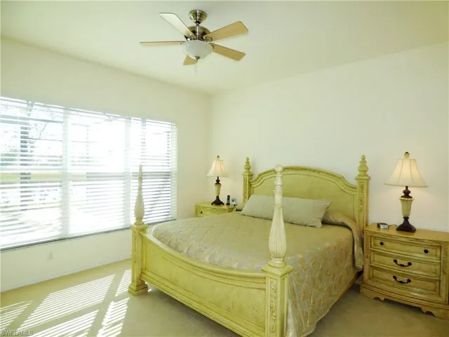9129  Links  DR, Fort Myers, FL 33913
