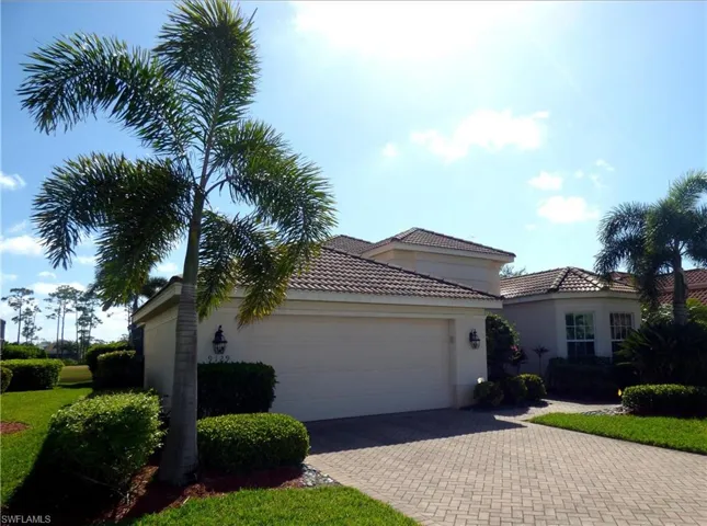 9129  Links  DR, Fort Myers, FL 33913