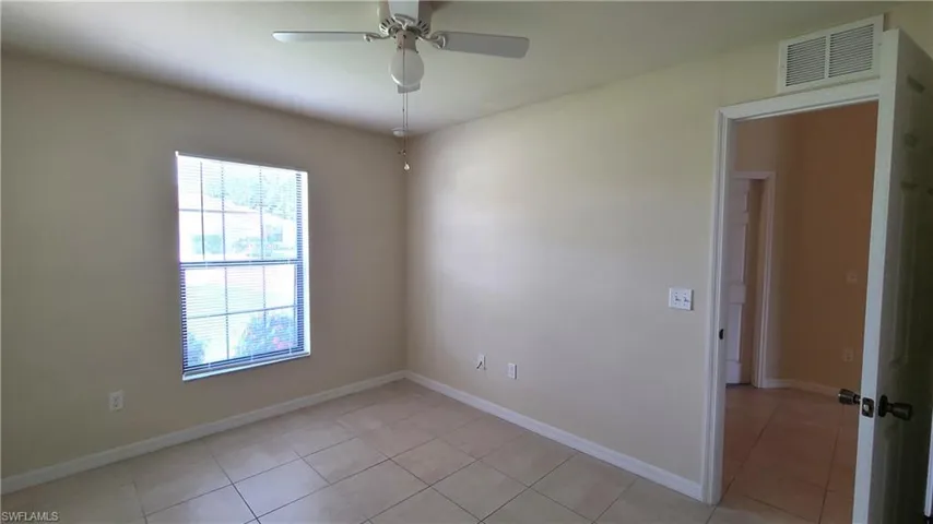 115 Se 12th Ter 115, Cape Coral, Florida 33990