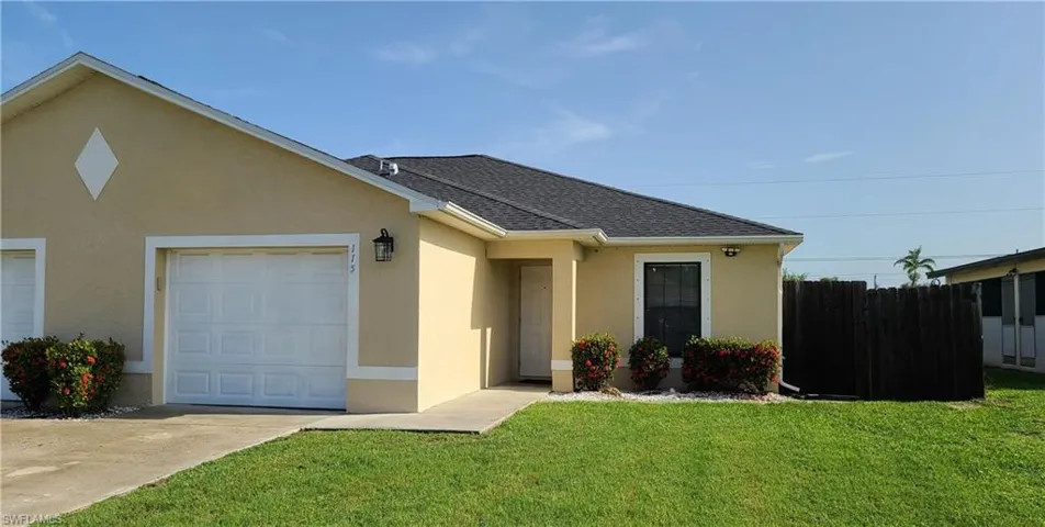 115 Se 12th Ter 115, Cape Coral, Florida 33990