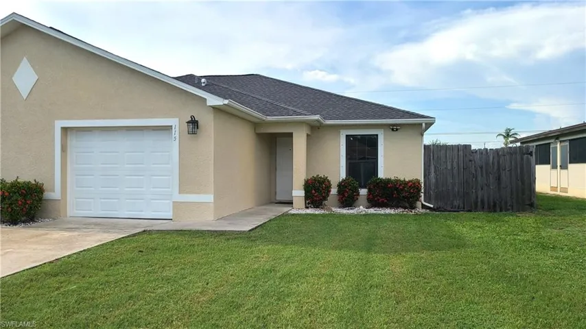 115 Se 12th Ter 115, Cape Coral, Florida 33990