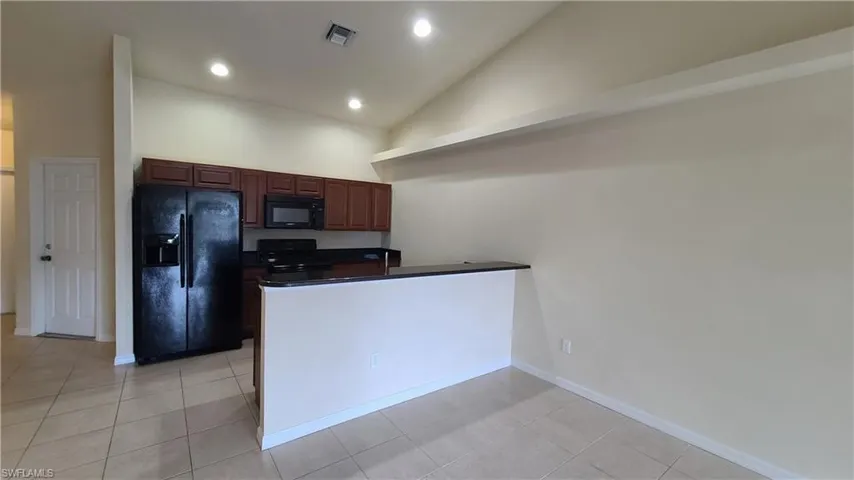 115 Se 12th Ter 115, Cape Coral, Florida 33990