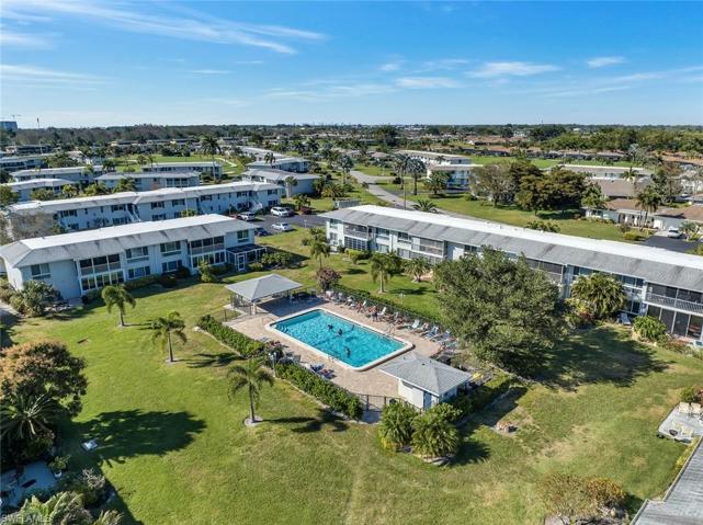 Pool right behind this condo