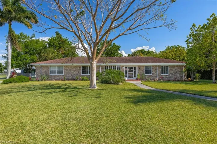 730  Royal Palm  AVE, Clewiston, FL 33440