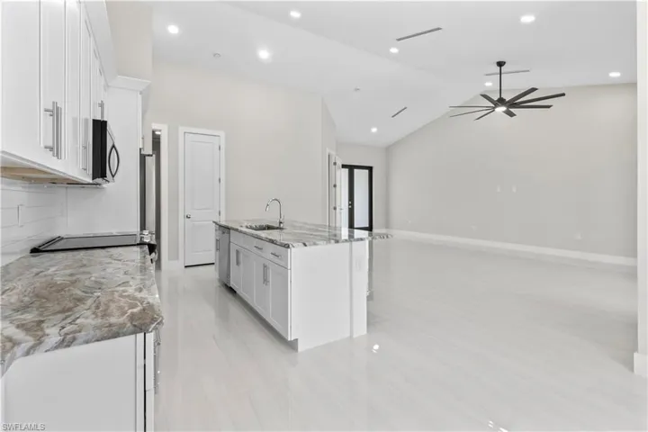 2508 Sw 32nd St, Cape Coral, Florida 33914