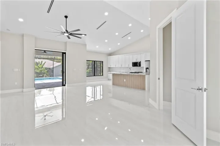 2508 Sw 32nd St, Cape Coral, Florida 33914