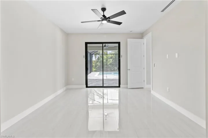 2508 Sw 32nd St, Cape Coral, Florida 33914