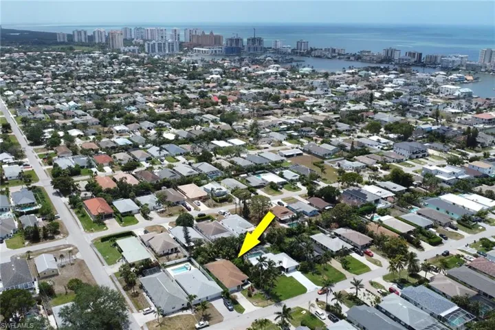 590  104th N AVE, Naples, FL 34108