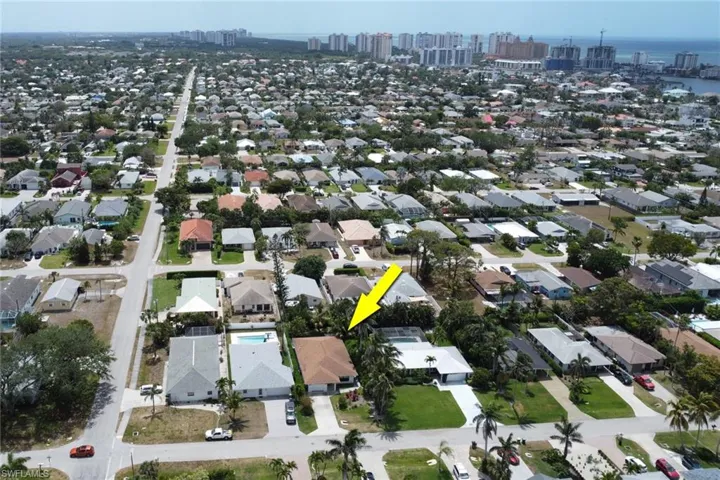 590  104th N AVE, Naples, FL 34108