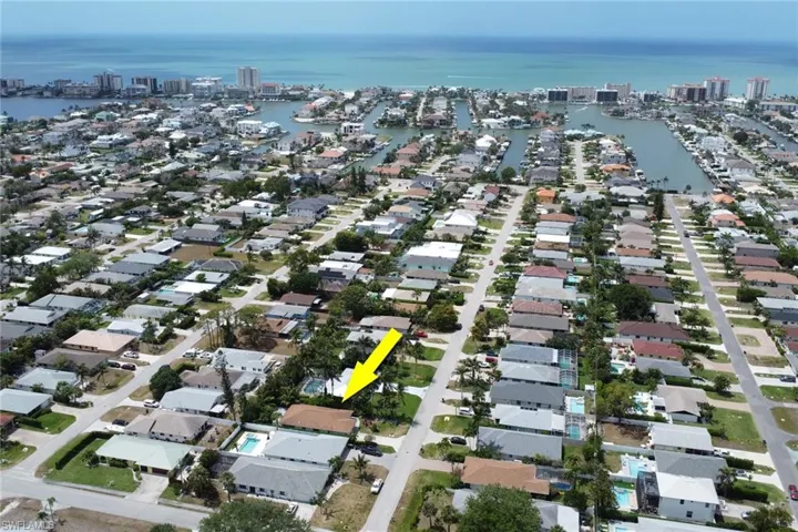 590  104th N AVE, Naples, FL 34108