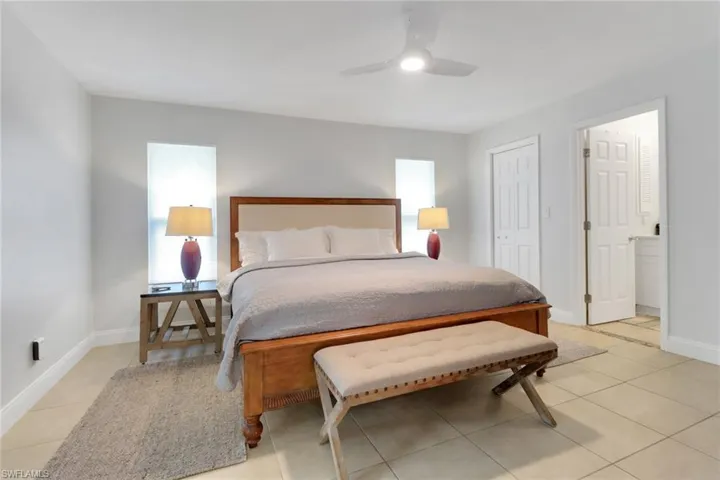 590  104th N AVE, Naples, FL 34108