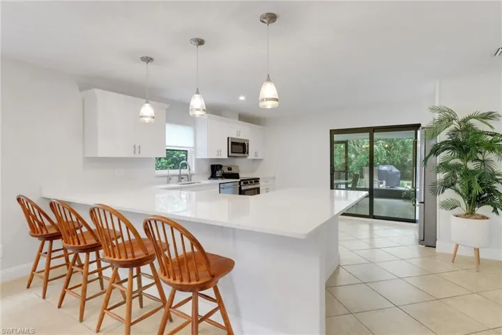 590  104th N AVE, Naples, FL 34108