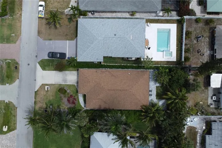 590  104th N AVE, Naples, FL 34108