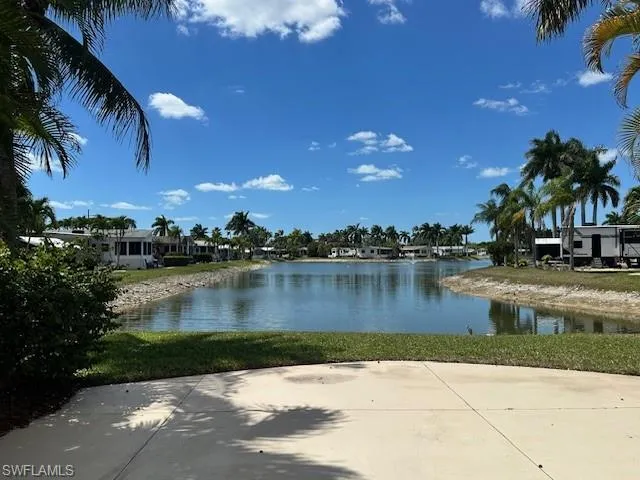 1343 Amethyst Lake Ln, Naples, Florida 34114