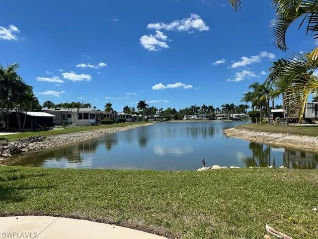 1343 Amethyst Lake Ln, Naples, Florida 34114