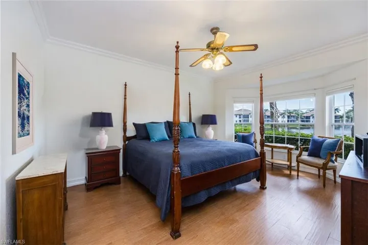 8208 Saratoga Dr # 202, Naples Fl 34113