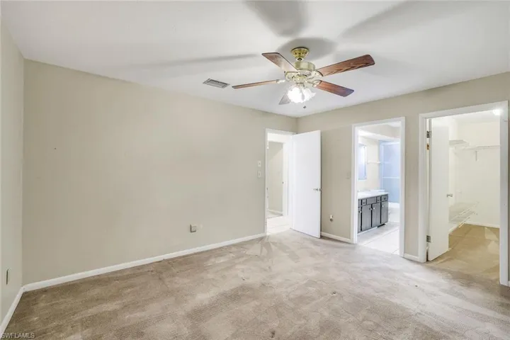 5290 Cypress Ln, Naples, Florida 34113
